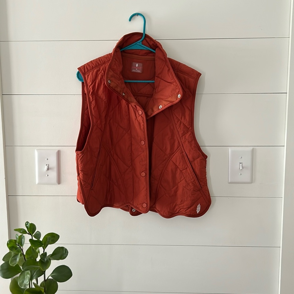 Free People Quinn quilted puffer vest - XS - never worn NWOT